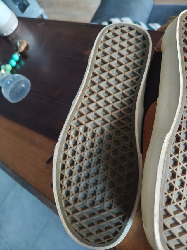 Zapatillas Vans marrón beige talla americana 7 Us