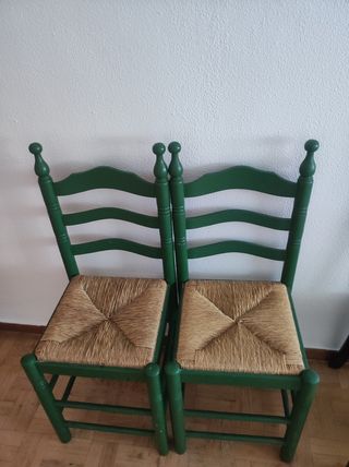 Sillas mimbre verde