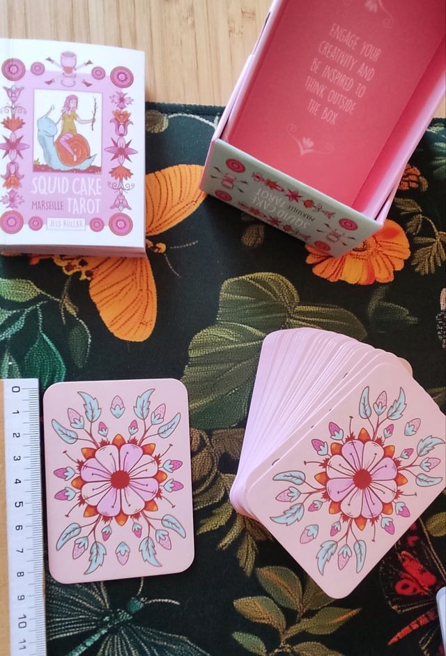 Tarot Squid Cake Marseille - Mini