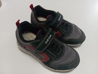 Zapatos Geox niño talla 27