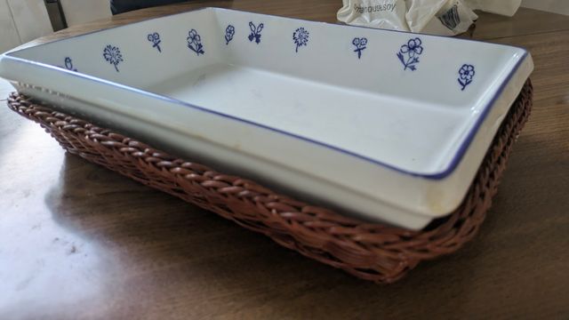 Fuente horno | cerámica, mimbre