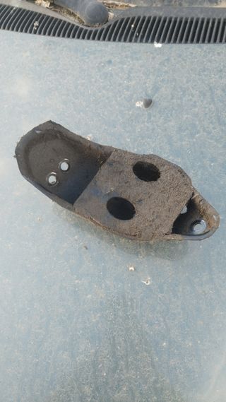 TUBERIA A/C Y SOPORTE MOTOR DAEWOO LANOS 1.5I 86CV