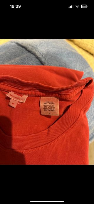 T-Shirt Levi's rossa