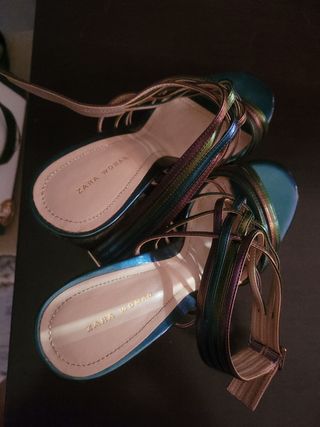 Sandalias Zara multicolor