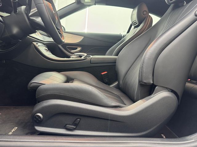 Mercedes-Benz Clase E 220d AMG LINE Cabrío