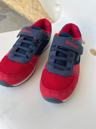 Zapatillas ABERY niño - rojas y azules