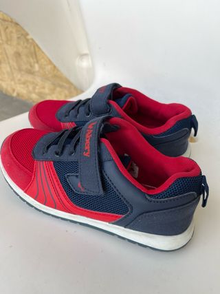 Zapatillas ABERY niño - rojas y azules