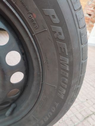Neumático 195/65 R15 Deestone