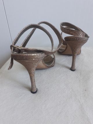 Sandali Manolo Blahnik oro, n. 38