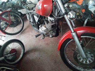 Despiece Yamaha Special 250cc: Motor & Chasis