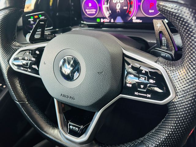 Volkswagen Golf GTD 2.0 TDI DSG