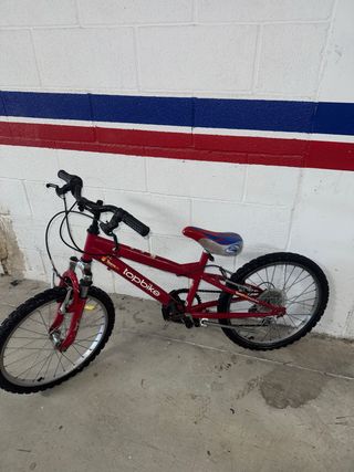 Bicicleta Marca Topbike Roja.