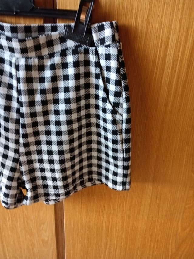 Shorts vichy blanco y negro