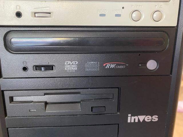 CPU Inves: Ordenador sobremesa. PARA PIEZAS