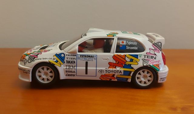Toyota Corolla WRC Scalextric