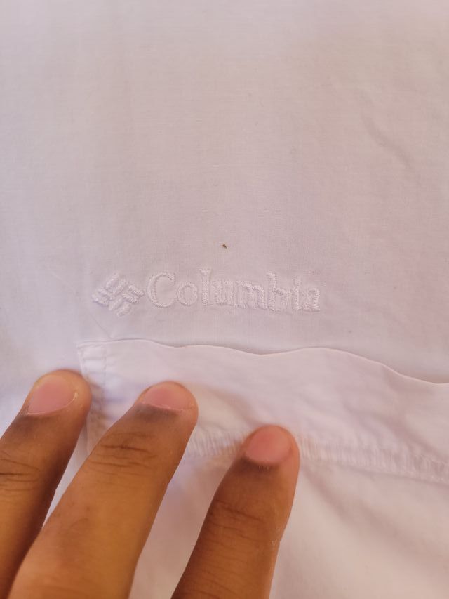 Camisa Columbia blanca XL - manga larga