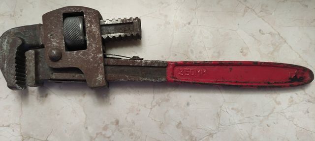 Llave inglesa antigua 25CM