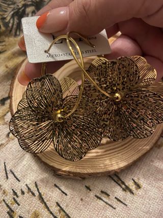 Pendientes dorados con estampado leopardo