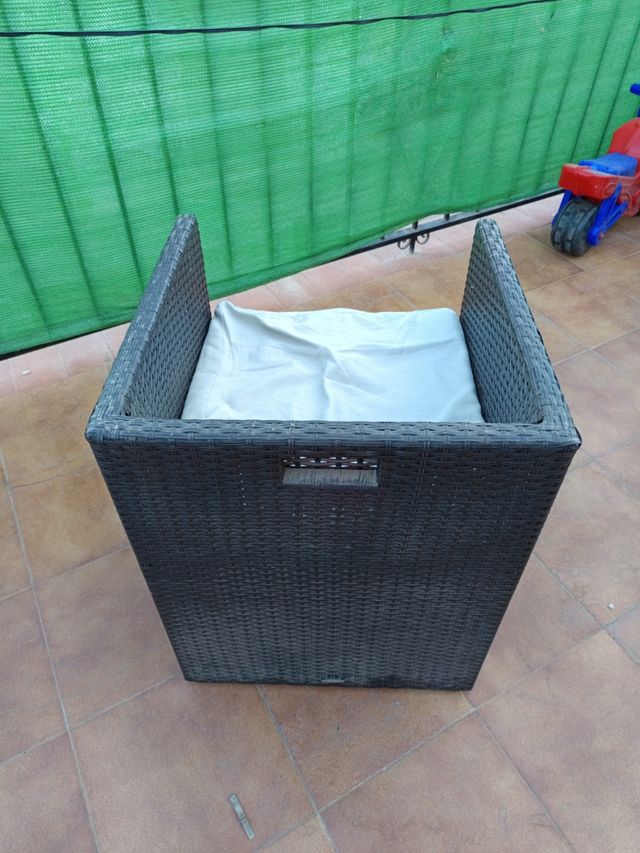 Sillón mimbre jardín marrón