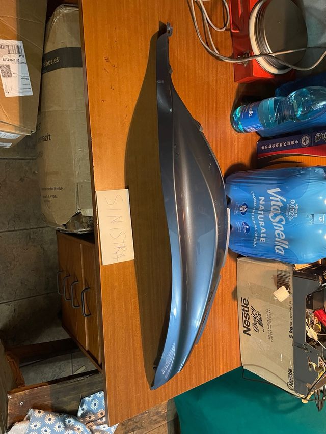 Carena posteriore sinistra Piaggio Medley 125/150