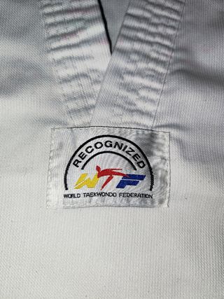 Kimono Taekwondo WTF blanco