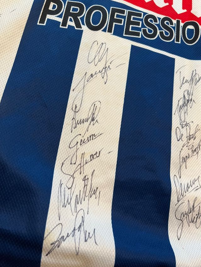 Camiseta Real Sociedad 03-04 firmada