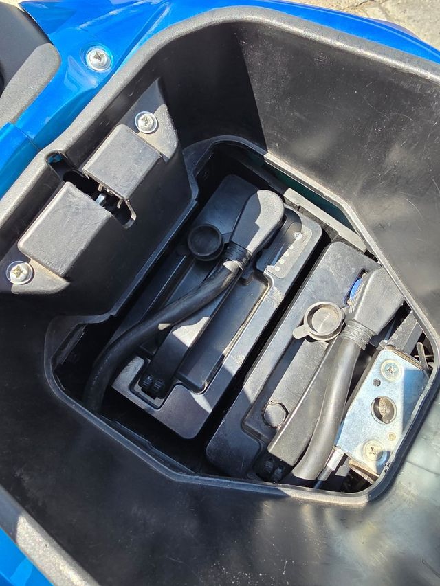 Moto eléctrica Sunra Miku Super