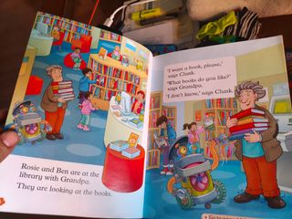 Oxford Read and Imagine Beginner. A Nice Book