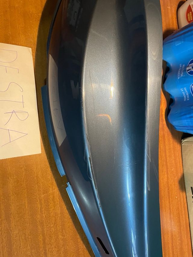 Carena posteriore destro Piaggio Medley 125/150