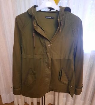 Blazer Stradivarius verde oliva