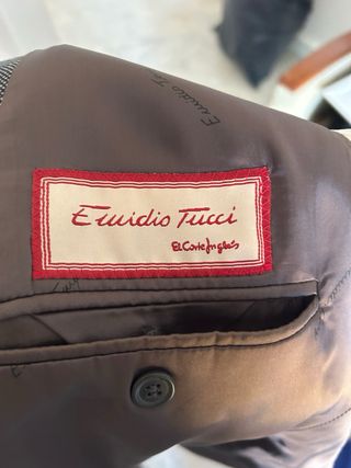 Chaqueta gris hombre