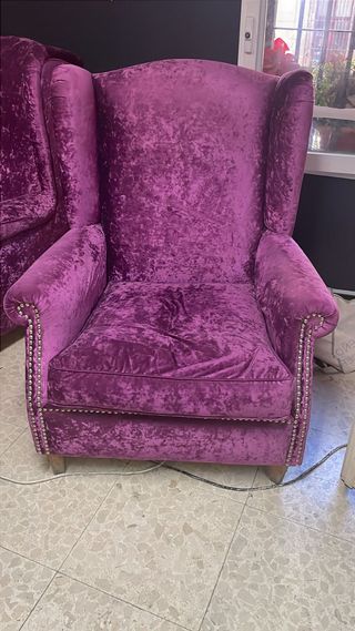 Butaca terciopelo morada