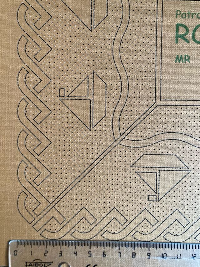 Patrón de bolillos ROKA 1523