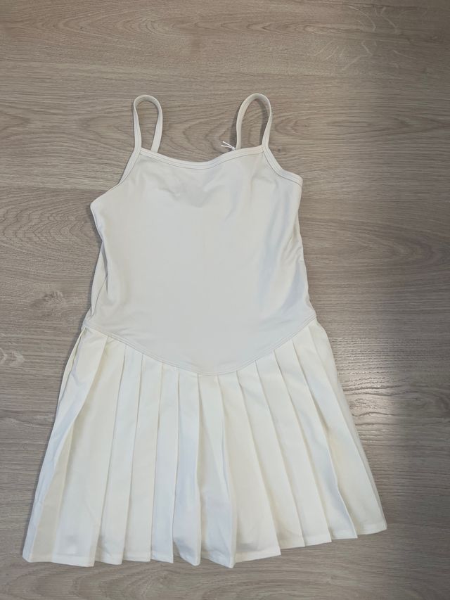 Vestido tenis niña crema 10-12, H&M nuevo