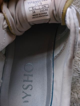 Zapatillas/tenis beige