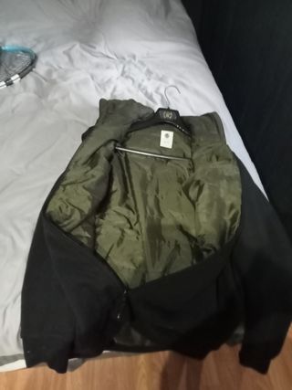 Sudadera negra Element