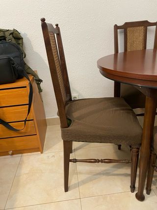 Mesa redonda extensible + 5 sillas