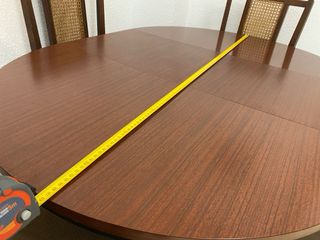 Mesa redonda extensible + 5 sillas