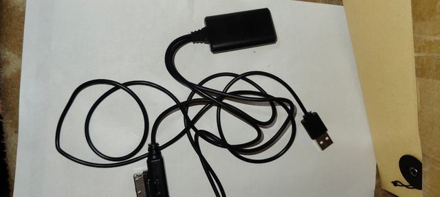 Cable adaptador USB a iPod