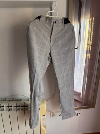 Pantalones grises cuadros