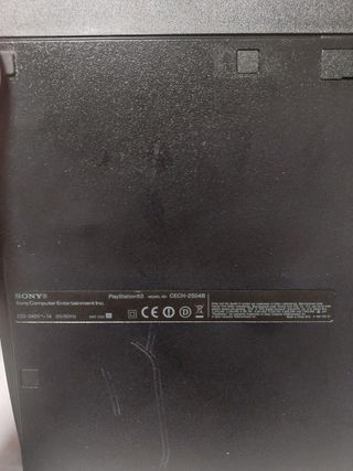 PS3 Slim negra nunca abierta - Como nueva