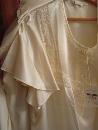 Bata y camisón Satén Beige - Ropa de Dormir