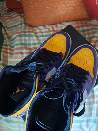 Zapatillas Jordan Lakers