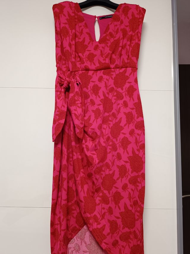 Vestido corto fucsia floral