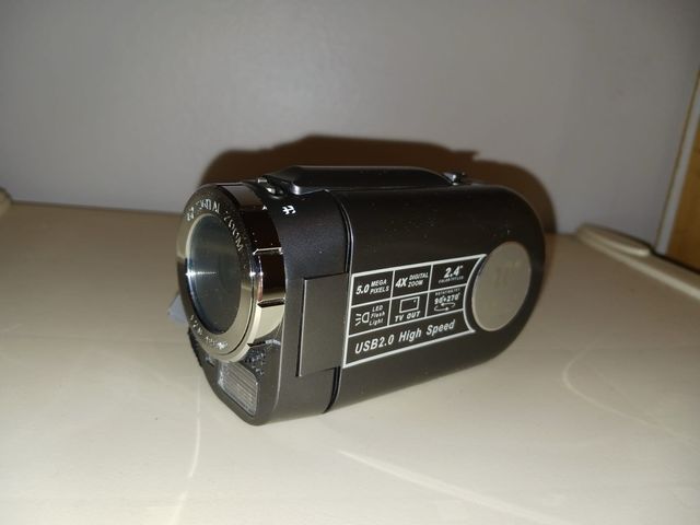 Camara video digital 2.4" 4x zoom