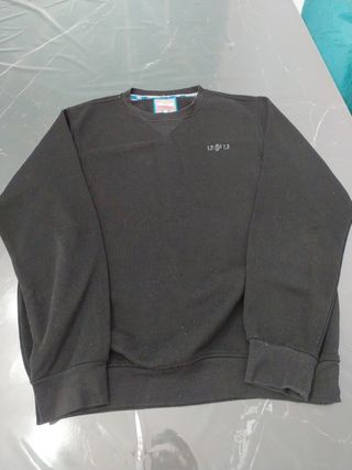 Felpa nera