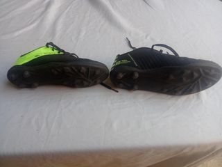 Botas Fútbol Niño Talla 38