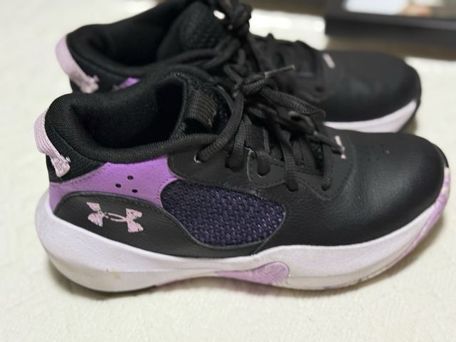 Zapatillas baloncesto Under Armour 33,5