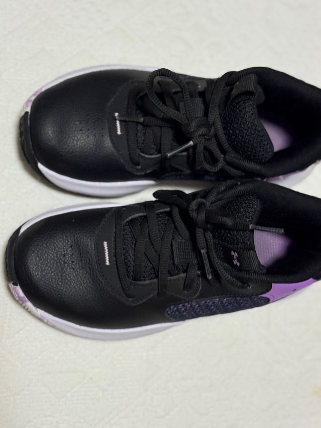 Zapatillas baloncesto Under Armour 33,5