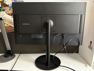 Monitor Profesional Samsung 27" WQHD